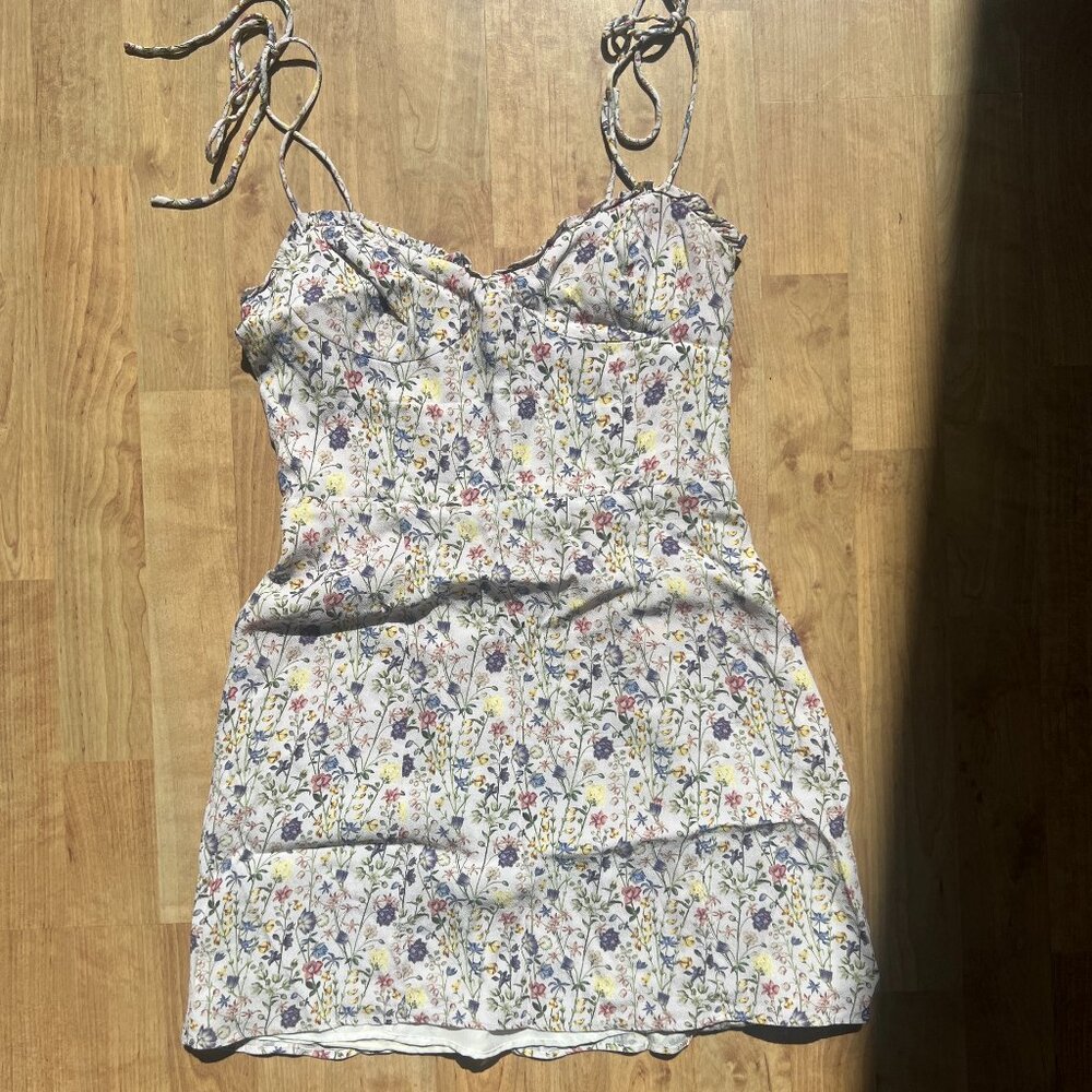 Aritzia Wilfred Floral Sundress